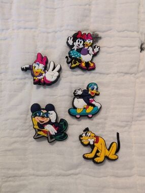 Disney Character Shoe Charms Set - Mickey, Minnie, Daisy, Donald, Pluto